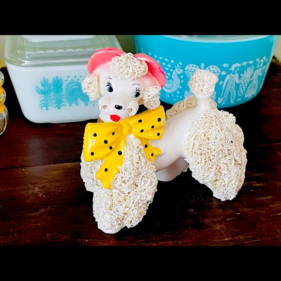 Vintage Spaghetti Trim Polka Dotted Poodle❤️